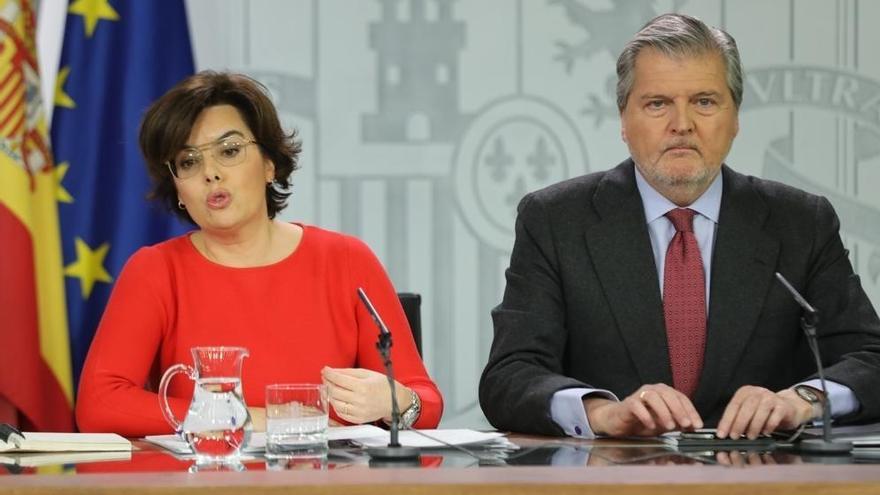 Méndez de Vigo i Santamaría, després del Consell de Ministres.