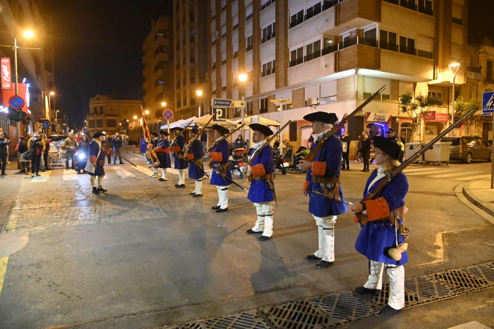 Les millors imatges de la Marxa Cívica pels carrers de Vila-real