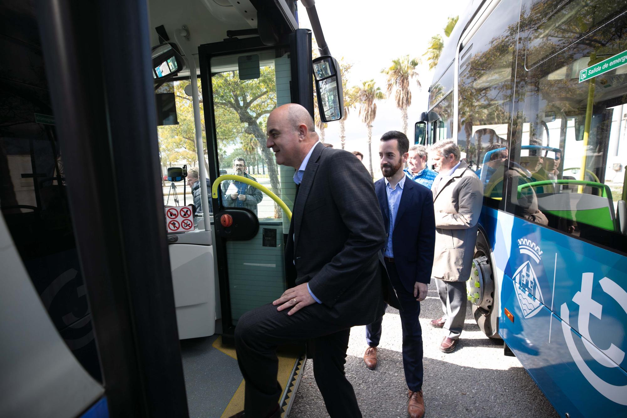 Galería de imágenes de los nuevos autobuses híbridos para Ibiza