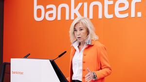 Archivo - La consejera delegada de Bankinter, María Dolores Dancausa, interviene durante la presentación de los resultados del tercer trimestre de Bankinter, a 19 de octubre de 2023, en Madrid (España)