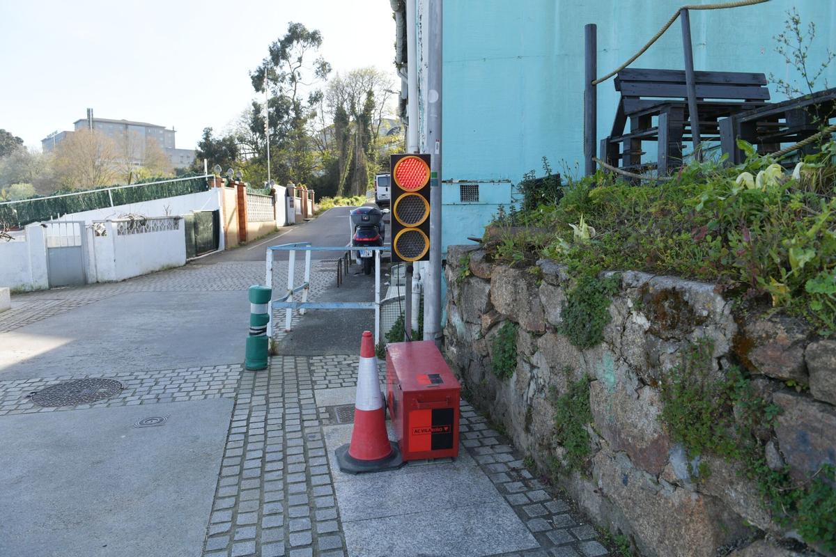 La Xunta inicia las tareas para derribar la infraestructura como parte del nuevo plan de accesos al Hospital de A Coruña La Xunta inicia las tareas para derribar la infraestructura como parte del nuevo plan de accesos al Hospital de A Coruña