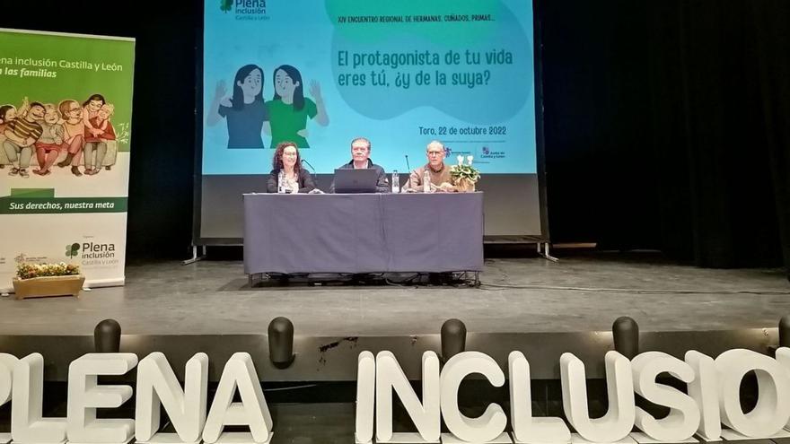 Toro apoya la &quot;plena inclusión&quot; de las personas con discapacidad intelectual