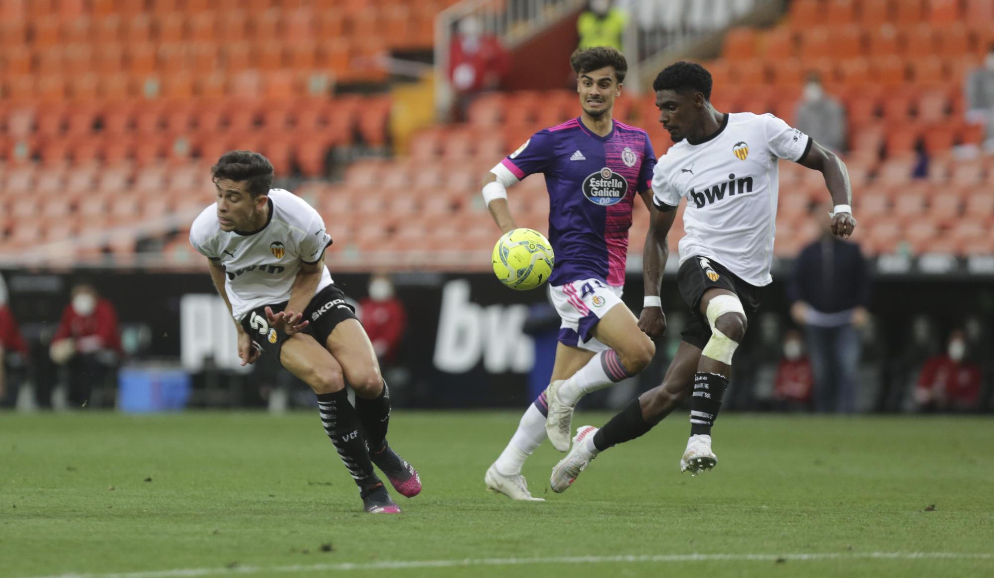 Las imágenes de la victoria del Valencia frente al Valladolid en Mestalla