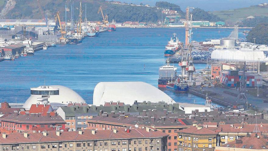 ¿Qué está pasando en el Puerto de Avilés? Nuevas empresas buscan terreno para instalarse