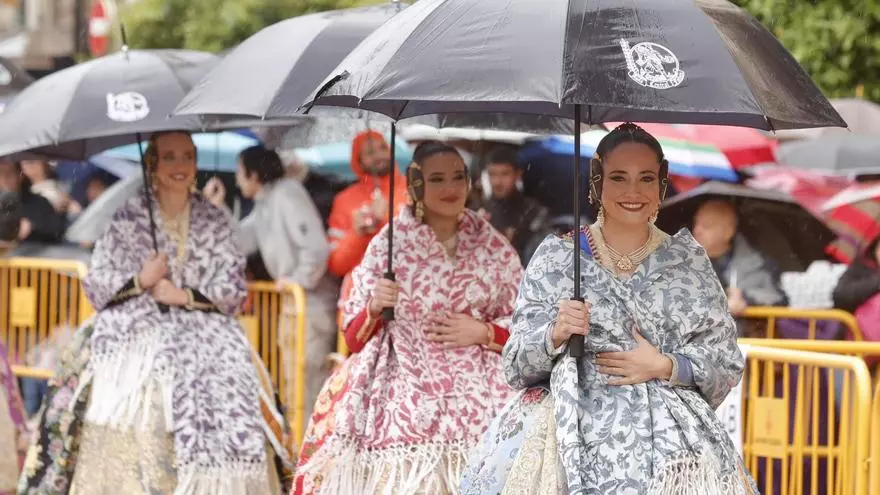 11 comunidades en alerta por abundantes lluvias, olas y viento