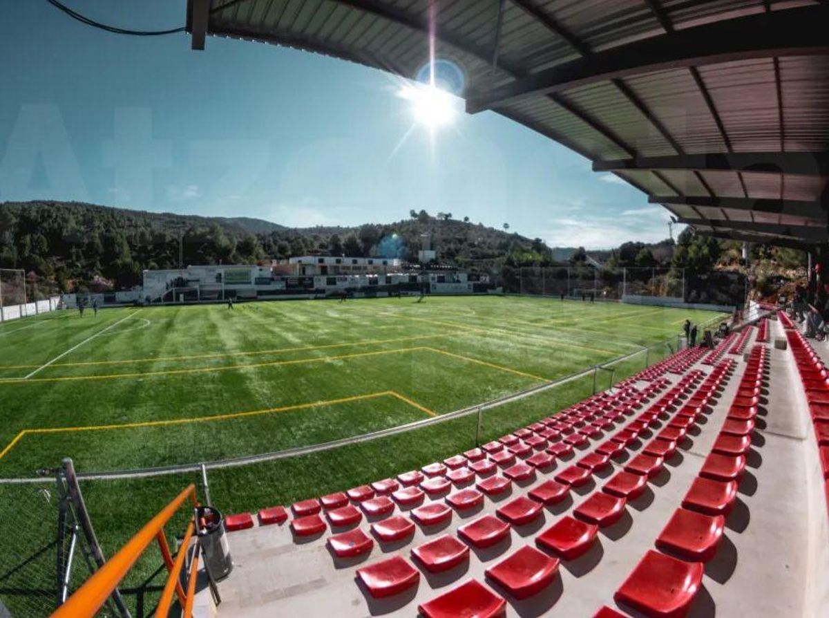 Campo de fútbol El Porrejat de Atzeneta.