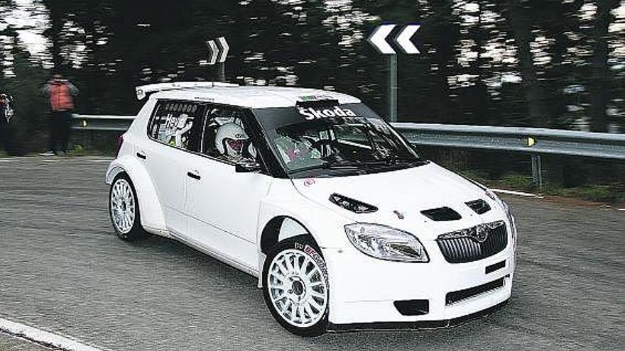 Hevia, al volante de su Skoda Fabia S2.000.