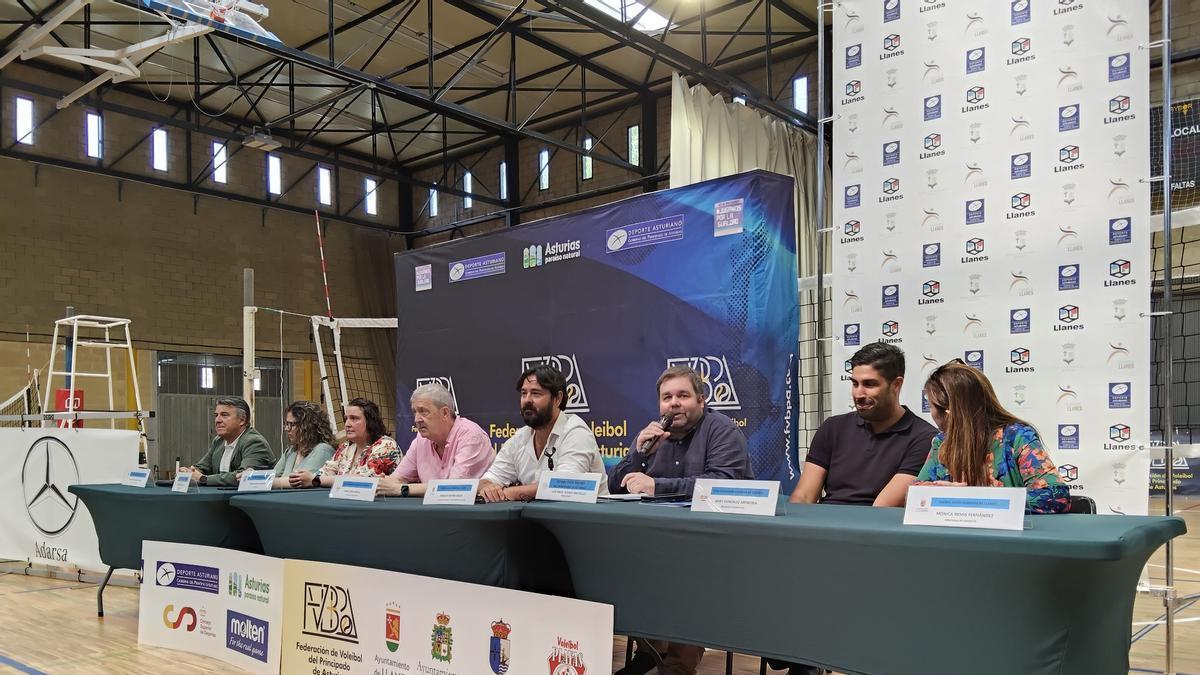 Presentación del campeonato, en Llanes.