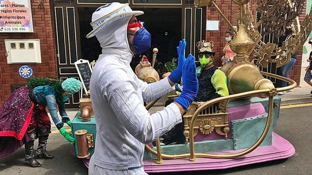 Los tres protagonistas de esta ruta fueron la señora Buena, el señor Vista y el joven Teno, tres visitantes del planeta.