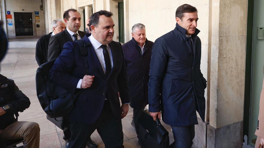 El Hércules se sienta en el banquillo por el caso Abde