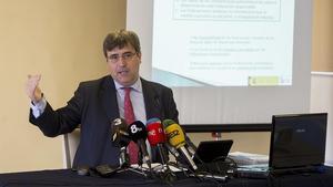 Miguel Cardenal, en una rueda de prensa en Barcelona.