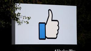 FILE PHOTO: The entrance sign to Facebook headquarters is seen in Menlo Park, California, on Wednesday, October 10, 2018. REUTERS/Elijah Nouvelage/File Photo