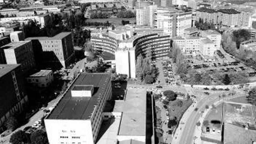 Vista aérea del actual Hospital Universitario Central de Asturias (HUCA).