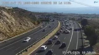 Colisión en cadena en la A-7 con ocho vehículos: 13 kilómetros de atasco entre Torremolinos y Fuengirola