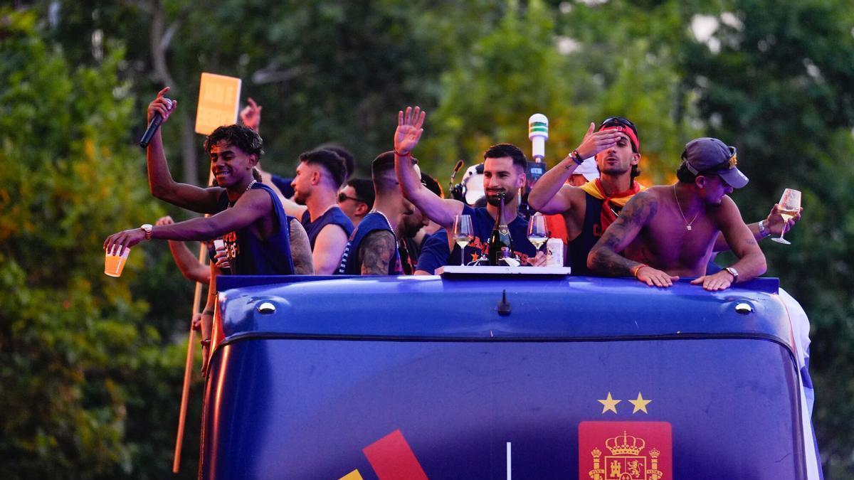 La selección celebra el triunfo en el Mundial.