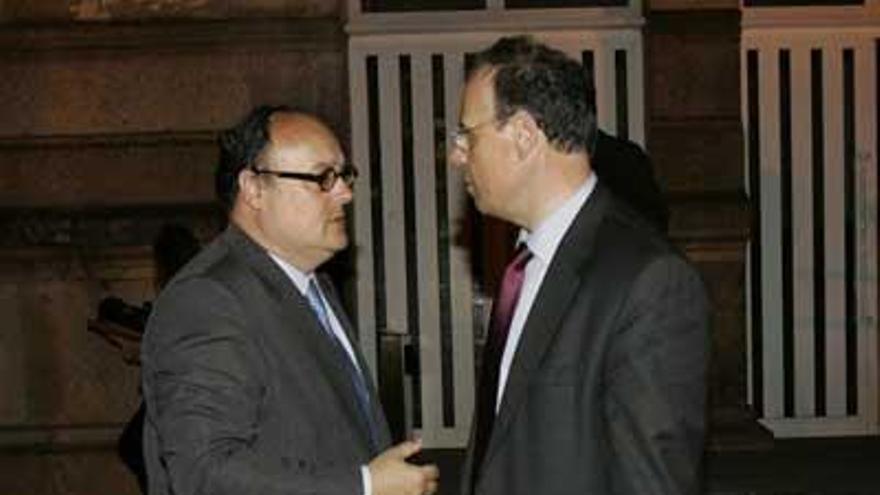 García de Paredes y José Luis Pego