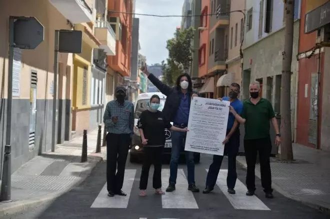 Vecinos de Las Alcaravaneras buscan firmas para crear un corredor peatonal