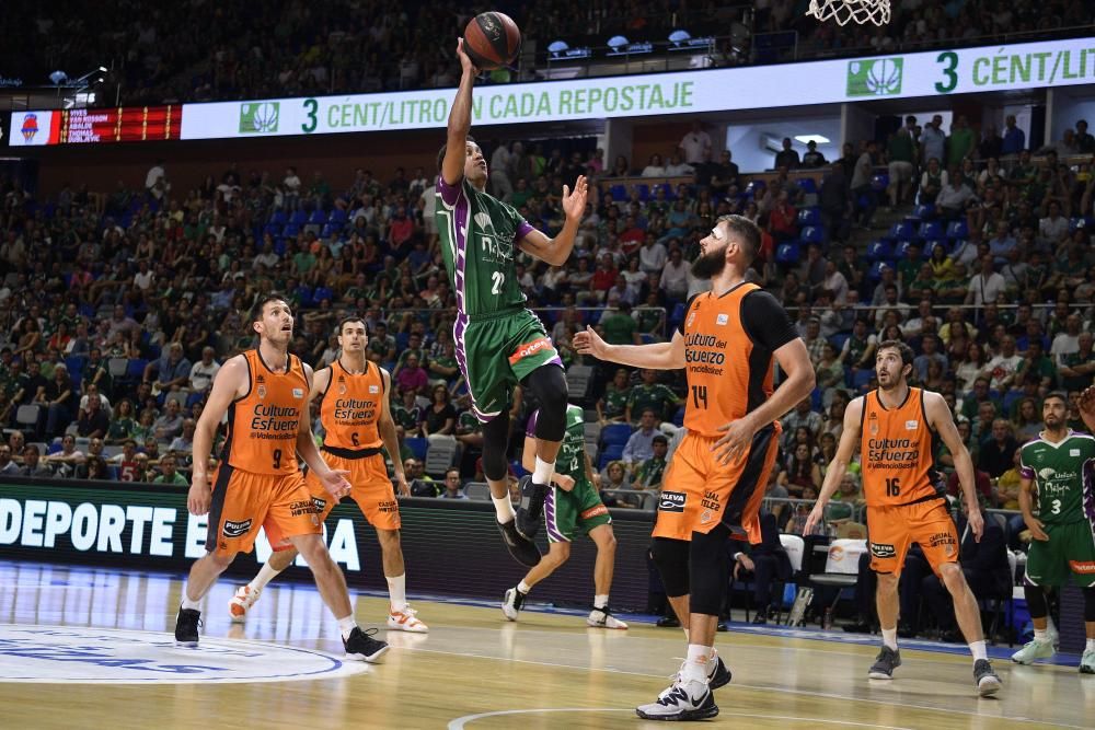 Segundo partido playoffs Unicaja-Valencia Basket