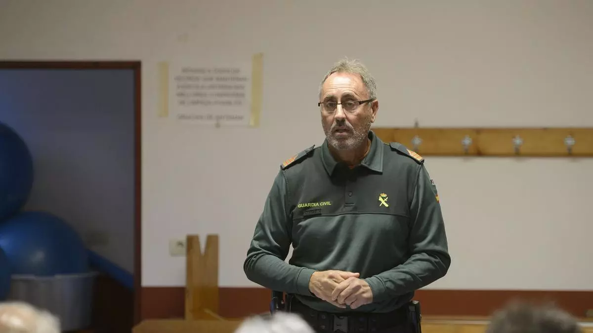 Manuel Pedreira, Guardia Civil: "Las estafas con las nuevas tecnologías es algo que nos preocupa actualmente"