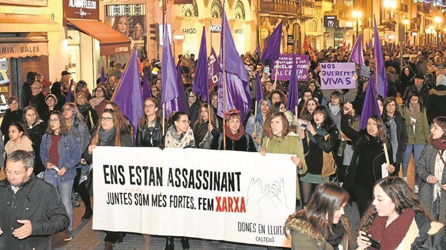 La sociedad civil convoca más de        30 manifestaciones al mes en Castellón