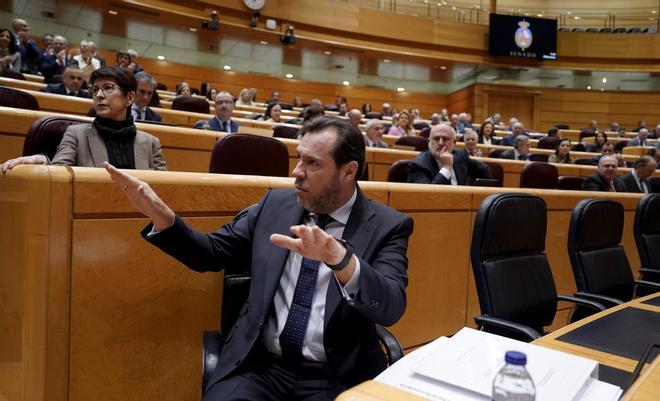 El ministro Óscar Puente comparece en el Senado