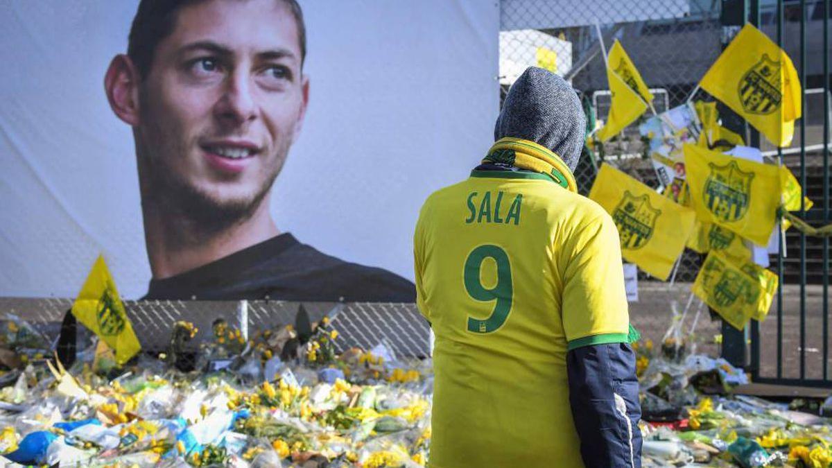 El homenaje de la afición del Nantes a Emiliano Sala.