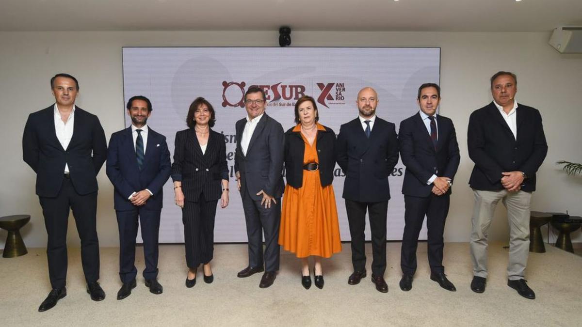 La brecha fiscal entre hoteles y viviendas turísticas se reduce.