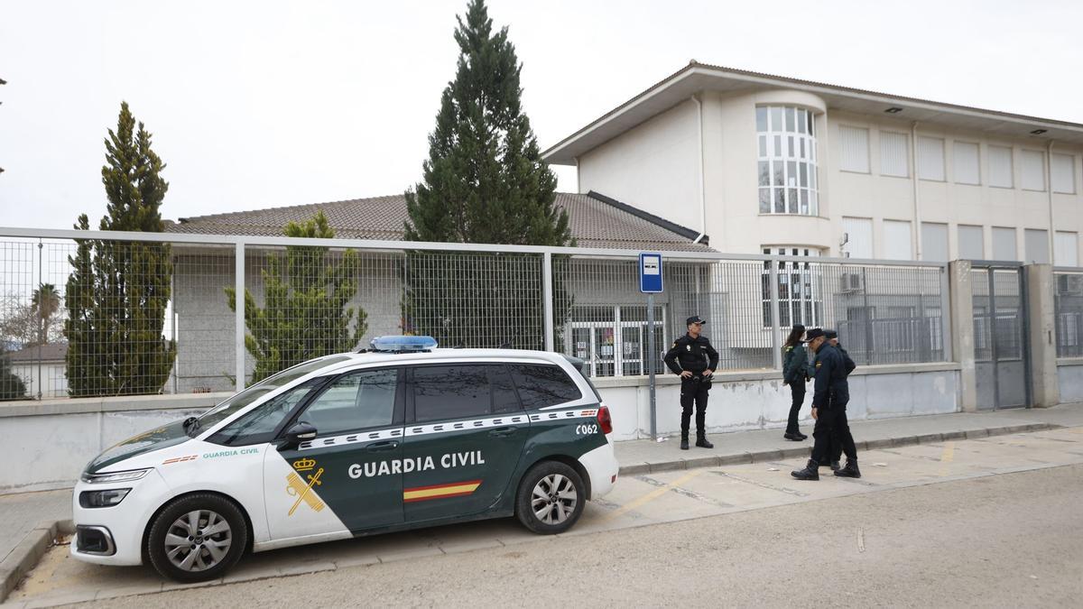 Desalojan varios colegios por amenazas