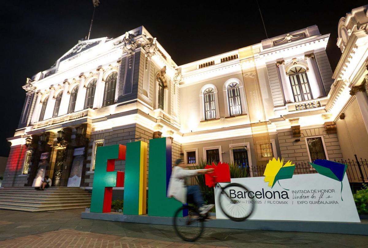 Barcelona planta bandera