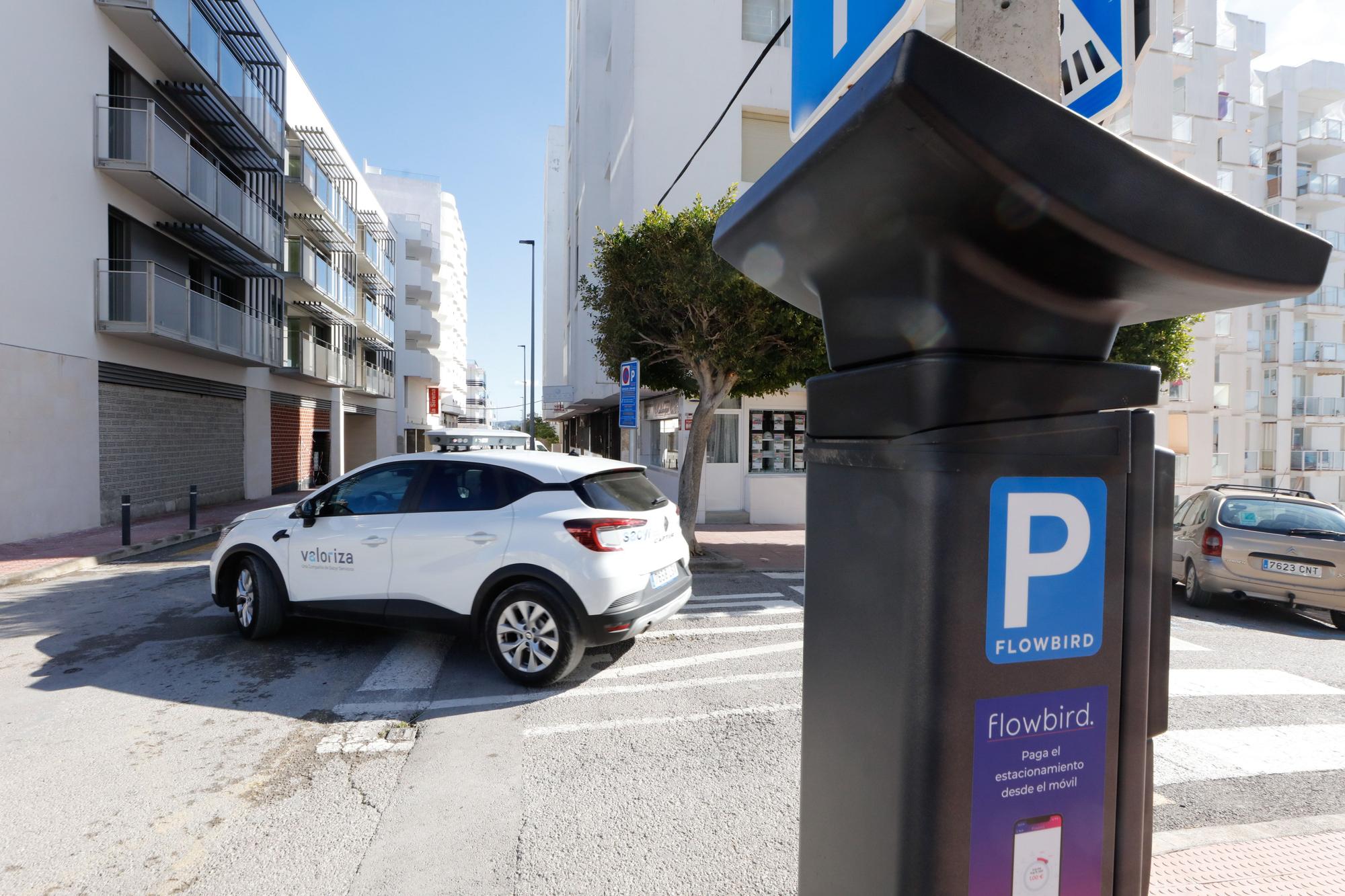 Primer día del aparcamiento de la zona azul de Sant Antoni
