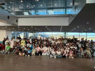 Peinador despide a los niños saharauis tras dos meses de «Vacaciones en Paz»