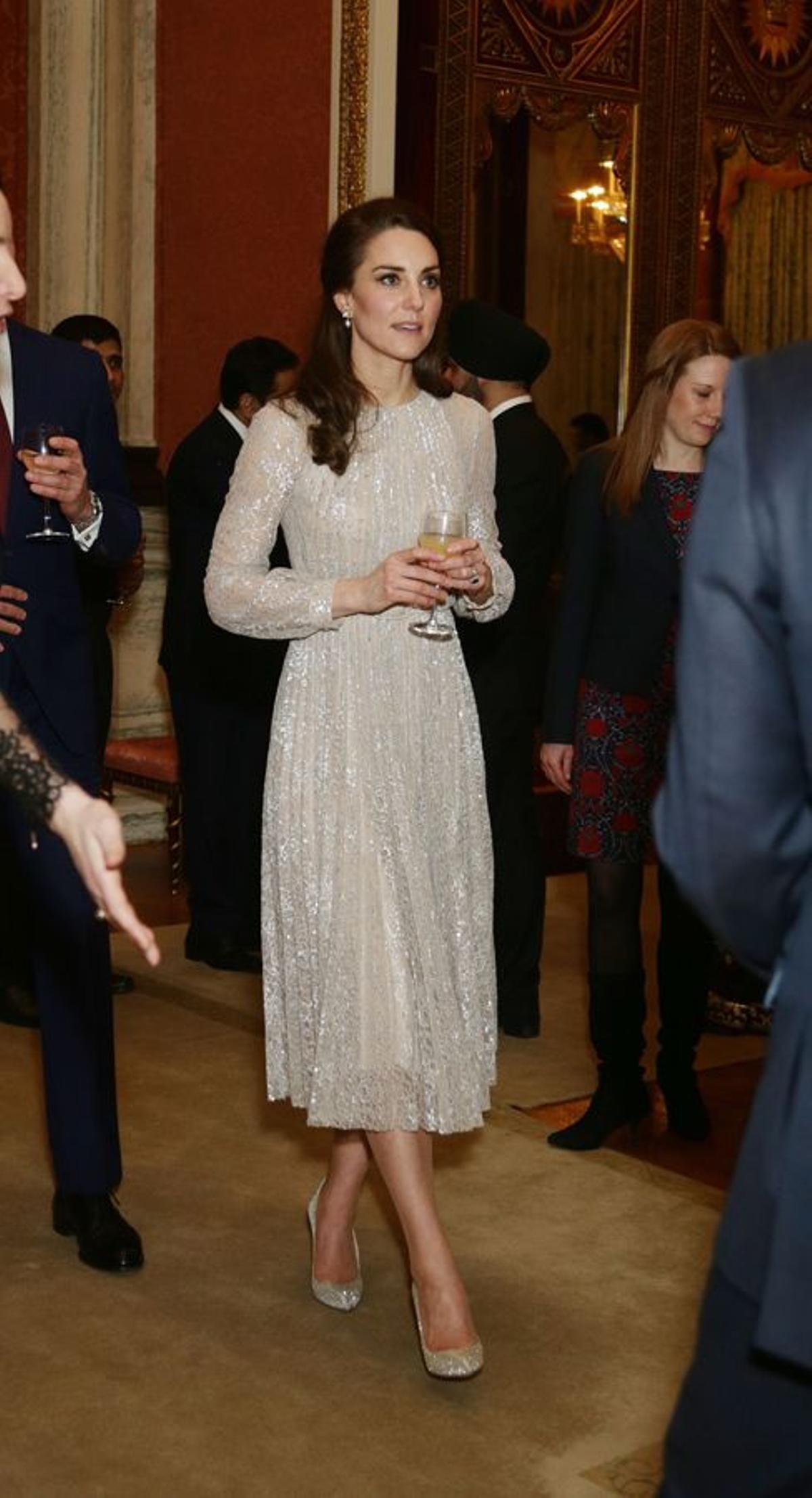 Kate Middleton: vestido 'paillettes'