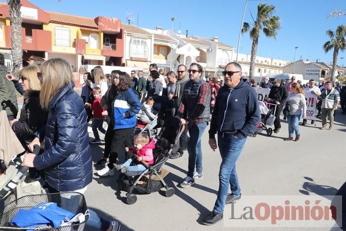 Los Alcázares se echa a la calle para exigir soluciones a las inundaciones