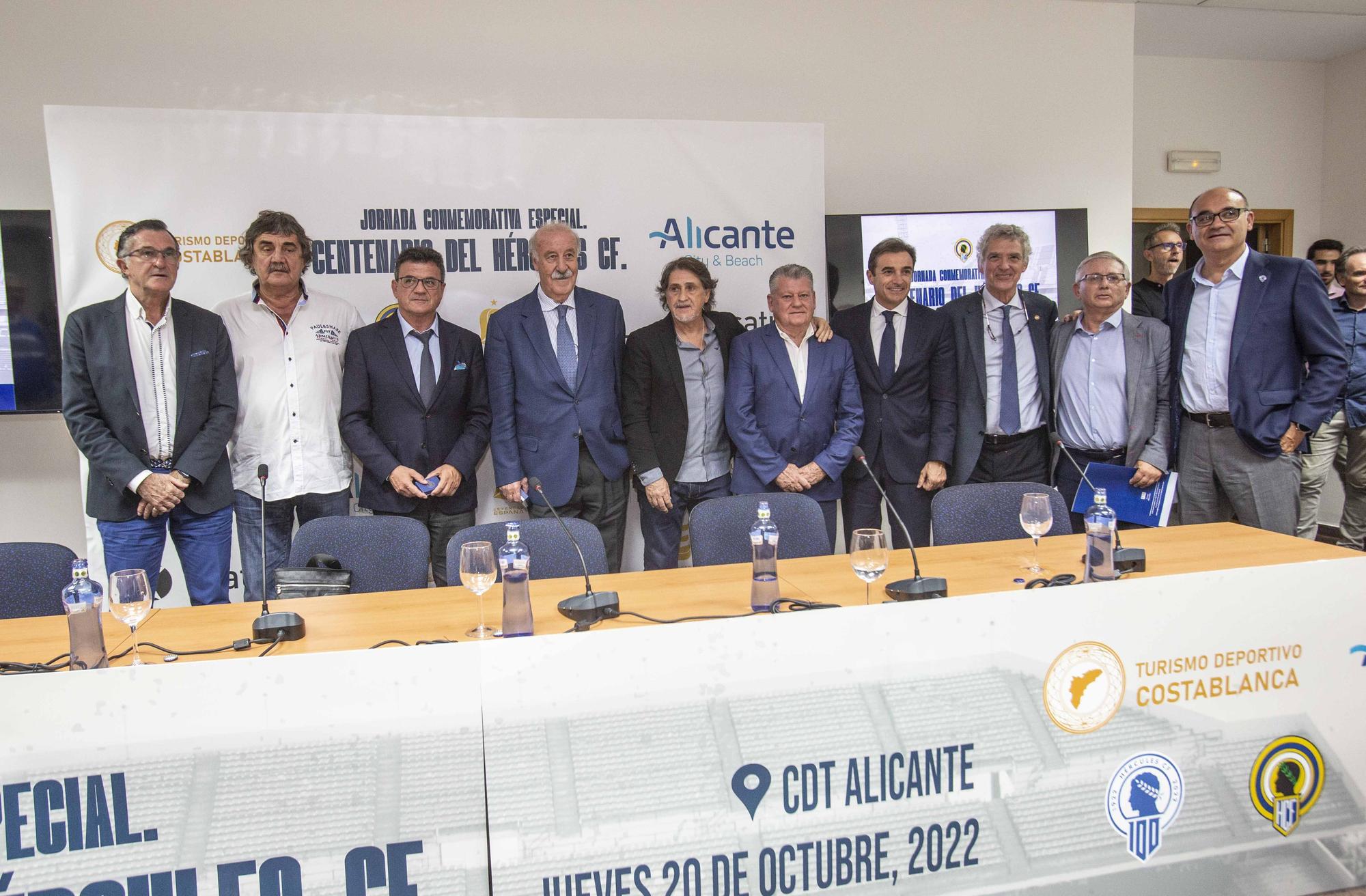 Vicente del Bosque participa en una jornada conmemorativa del Centenario del Hércules