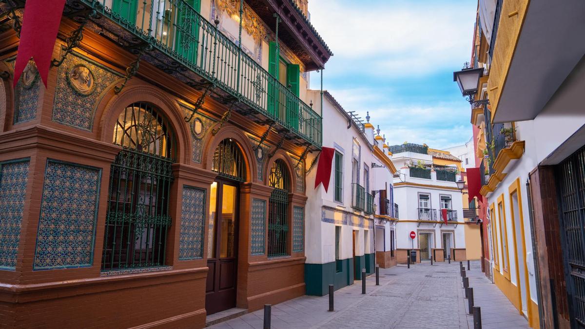Un paseo por una zona que debes conocer del barrio más icónico de Sevilla.