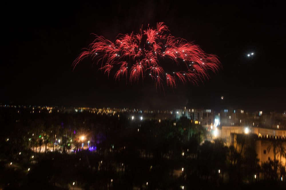 Unos 1.300 cohetes ponen el broche de oro a la Alborada