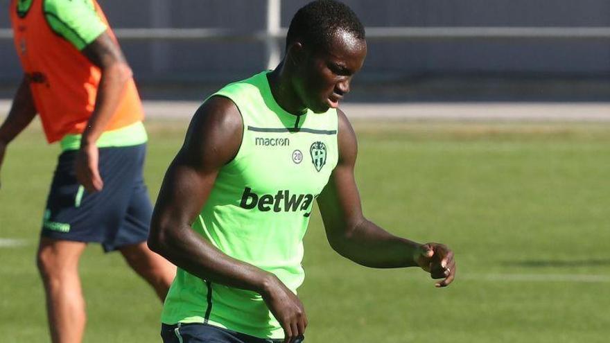 Cesión cerrada: Raphael Dwamena prepara su traslado a Zaragoza