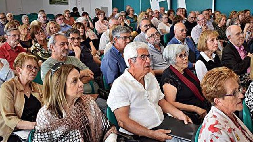 Imatge d&#039;assistents a l&#039;acte de lliurament de diplomes