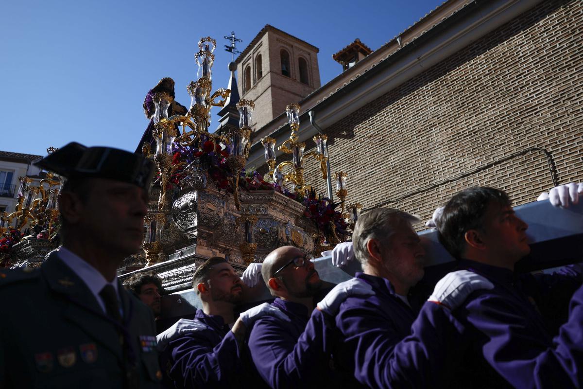 Las mejores imágenes de las procesión de Jesús 'El Pobre' en el Jueves Santo de Madrid. Las mejores imágenes de las procesión de Jesús 'El Pobre' en el Jueves Santo de Madrid.