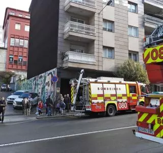 El regreso a sus casas de los desalojados por la caída del muro de Cisneros, aún en el aire