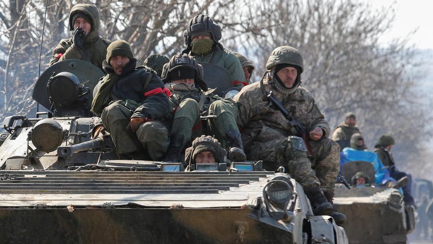 ¿Se están disparando los soldados rusos en las piernas para evitar matar a ucranianos?