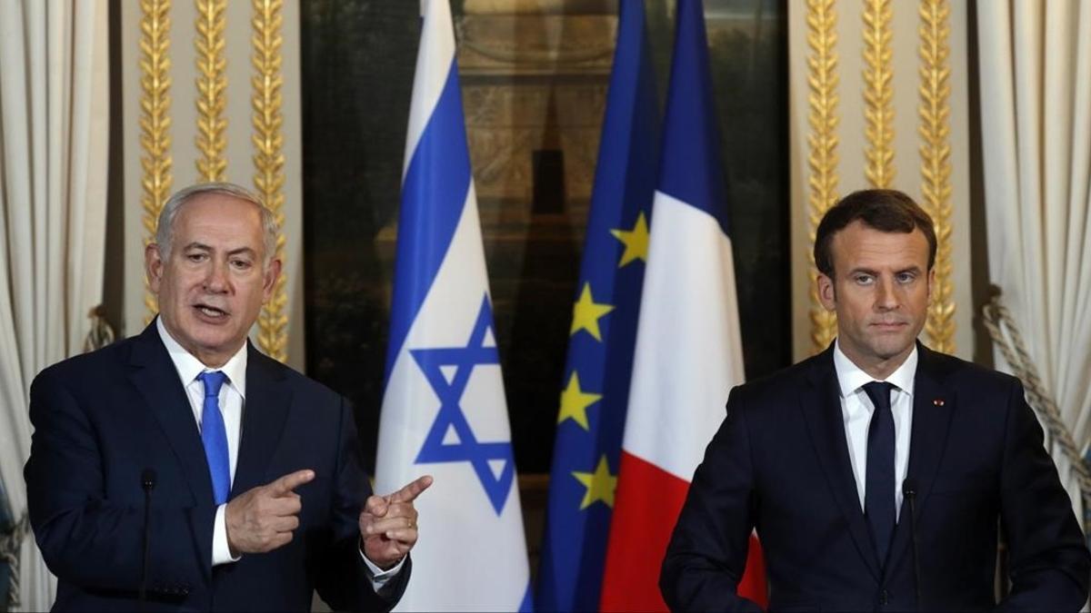 zentauroepp41268155 french president emmanuel macron  right  and israeli prime m171210211331