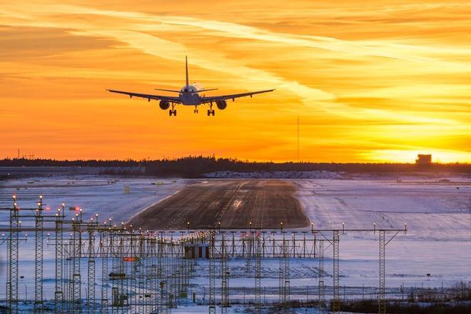 Avion aterrizando