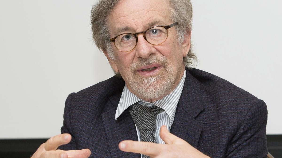 Archivo - Steven Spielberg ficha por Netflix