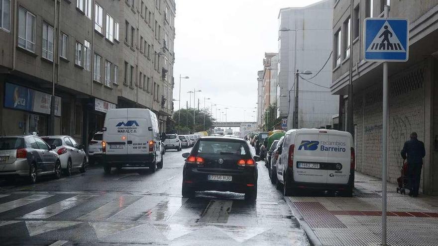 El tramo en el que se acometerán las obras va desde la calle Pintor Luis Seoane hasta el nudo de O Pino. // Rafa Vázquez