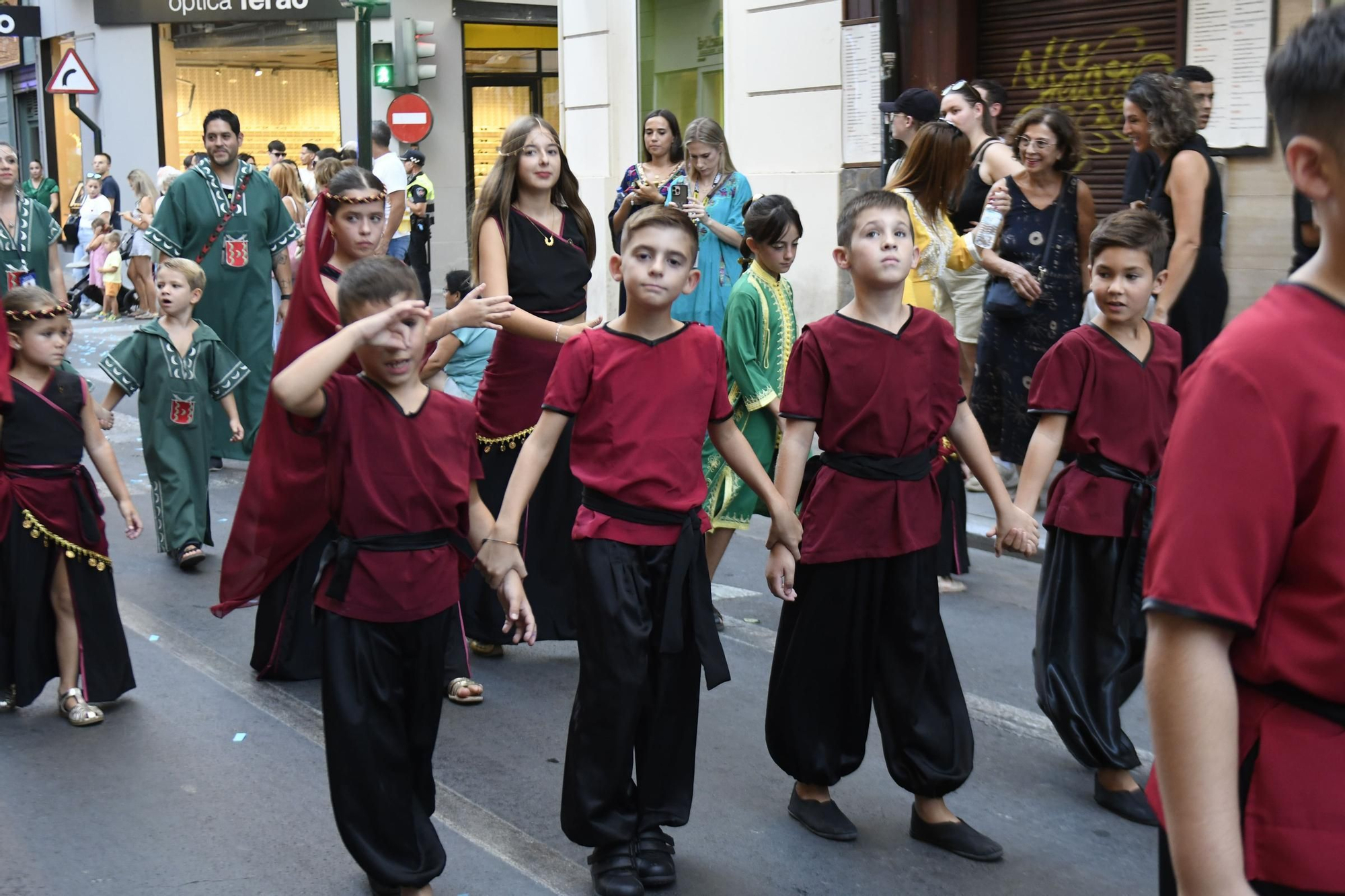 Fesfile infantil de las Fiestas de Moros y Cristianos de Murcia