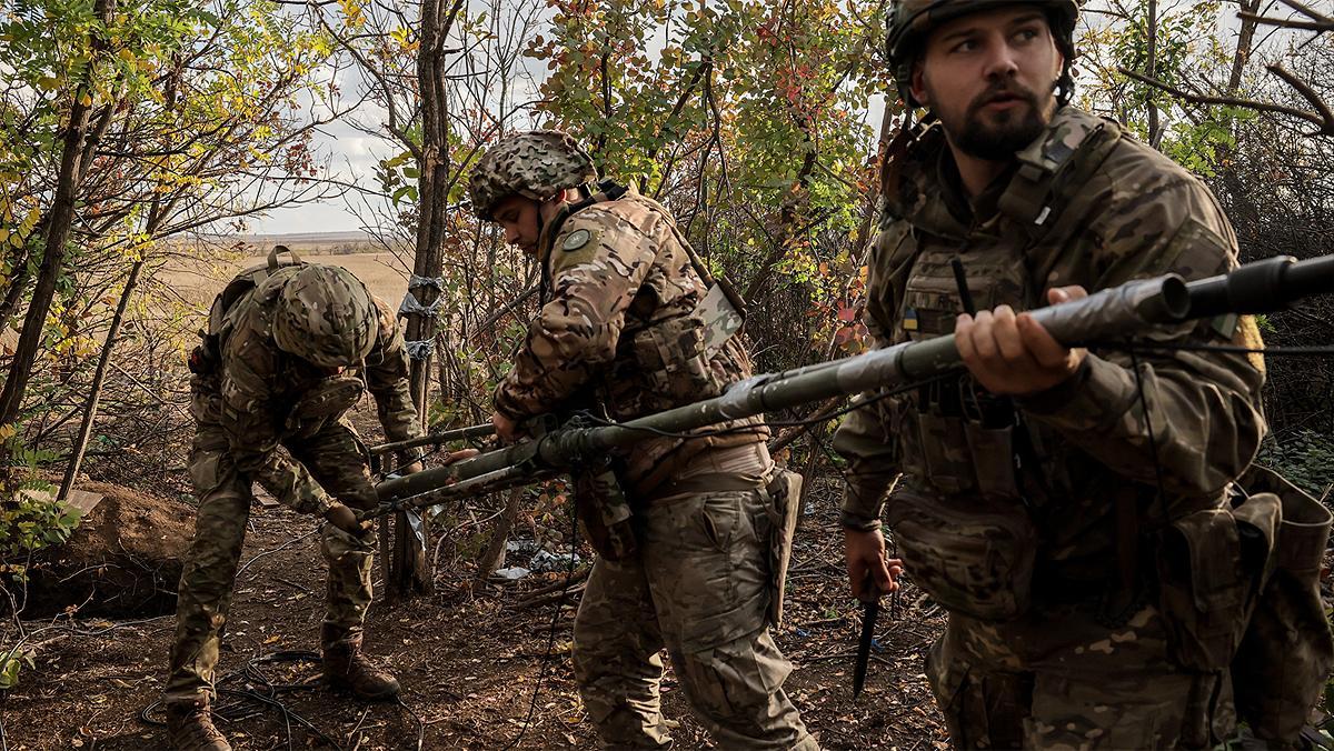 Militares ucranianos en el área de Zaporiyia, en una imagen de la pasada semana.