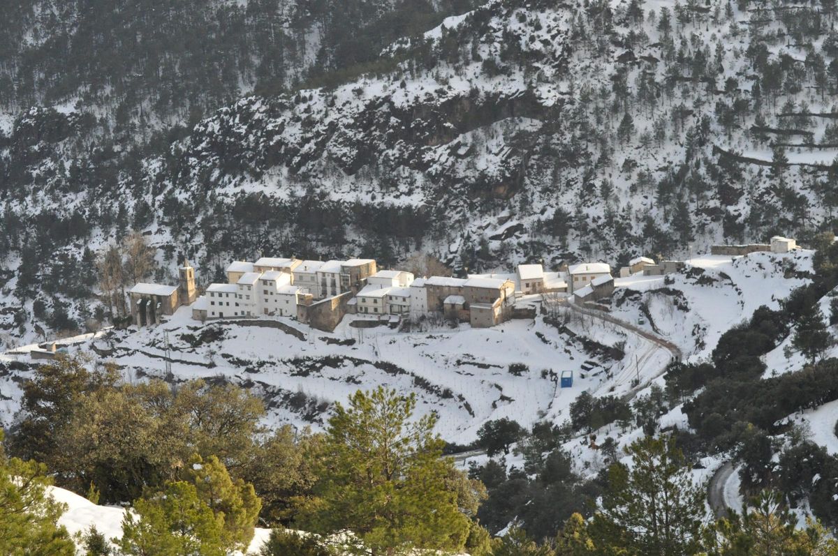Castelvispal nevado en invierno