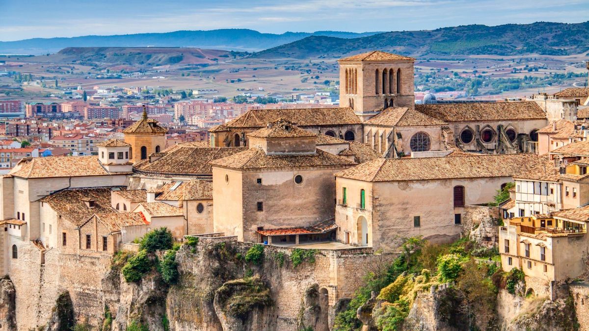 Estos dos barrios de Castilla-La Mancha son Patrimonio de la Humanidad: tienen iglesias medievales y palacios barrocos