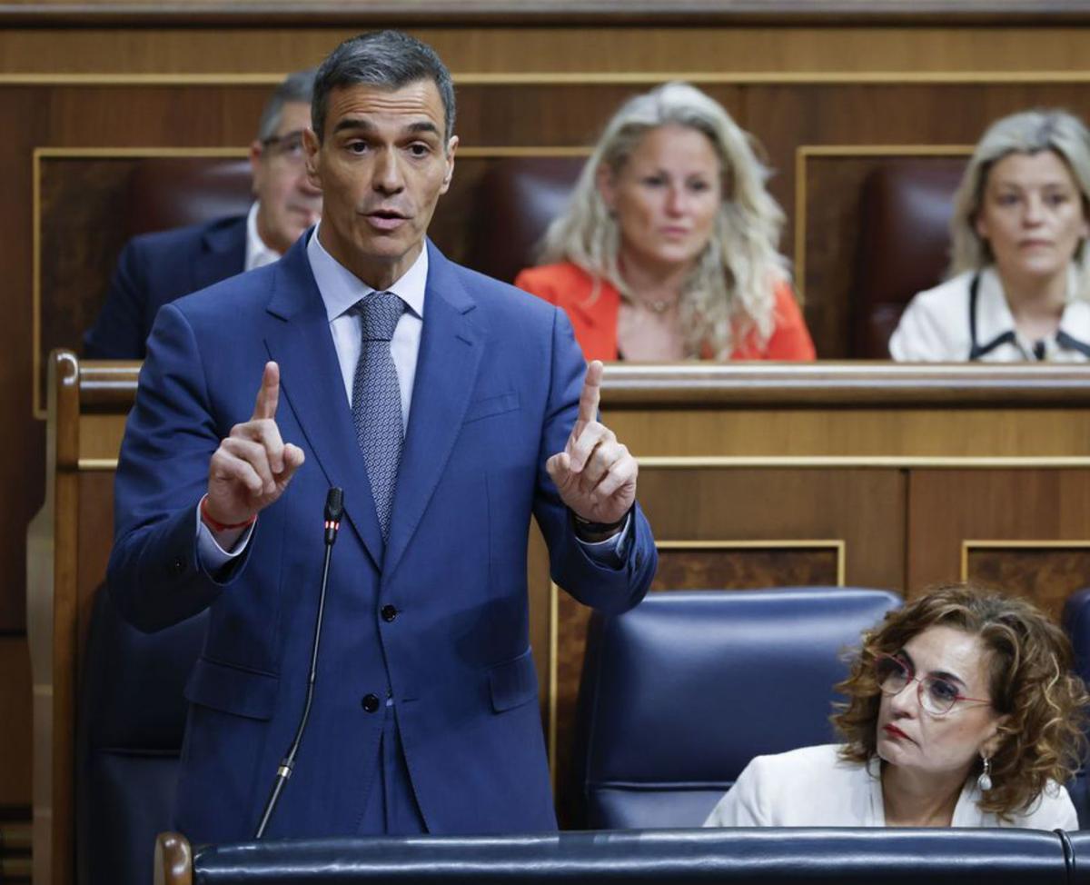 El president es blinda i prescindeix de ‘lampistes’ per gestionar la crisi El president es blinda i prescindeix de ‘lampistes’ per gestionar la crisi